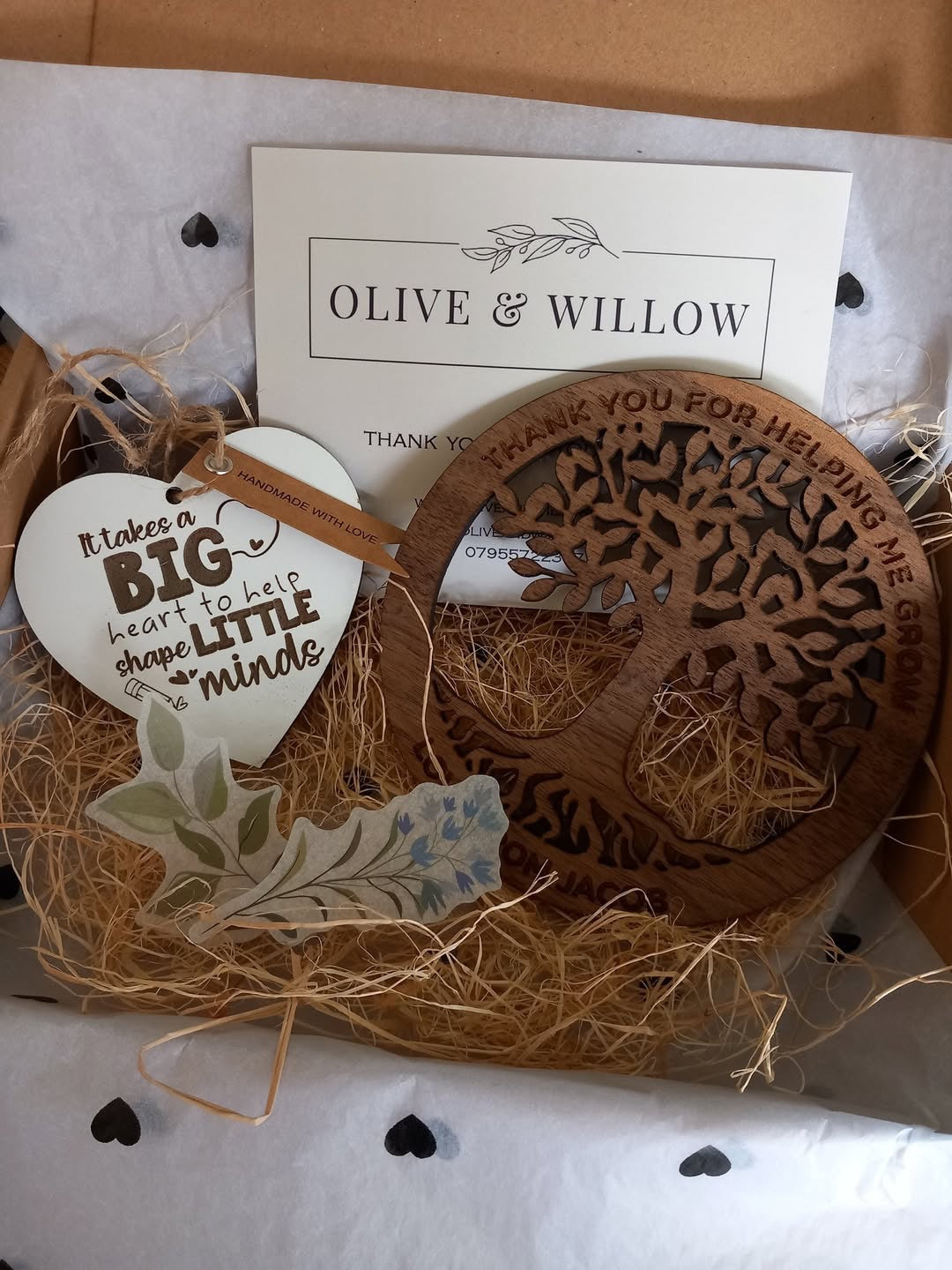 Personalised Teacher Gift Set – Tree of Life &amp; Heart Hanging Plaque